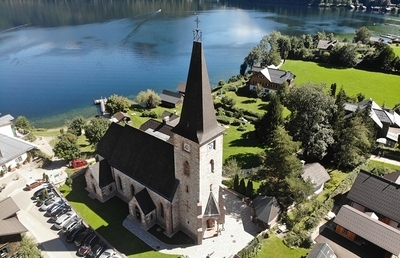 Feldmesse oder Gottesdienst aus der Pfarrkirche - am 20. Juli kann jede/r über ServusTV mit dabei sein. 